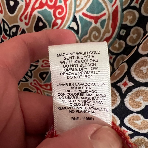 Heart Soul V-Neck Blouse! Large - Picture 9 of 10